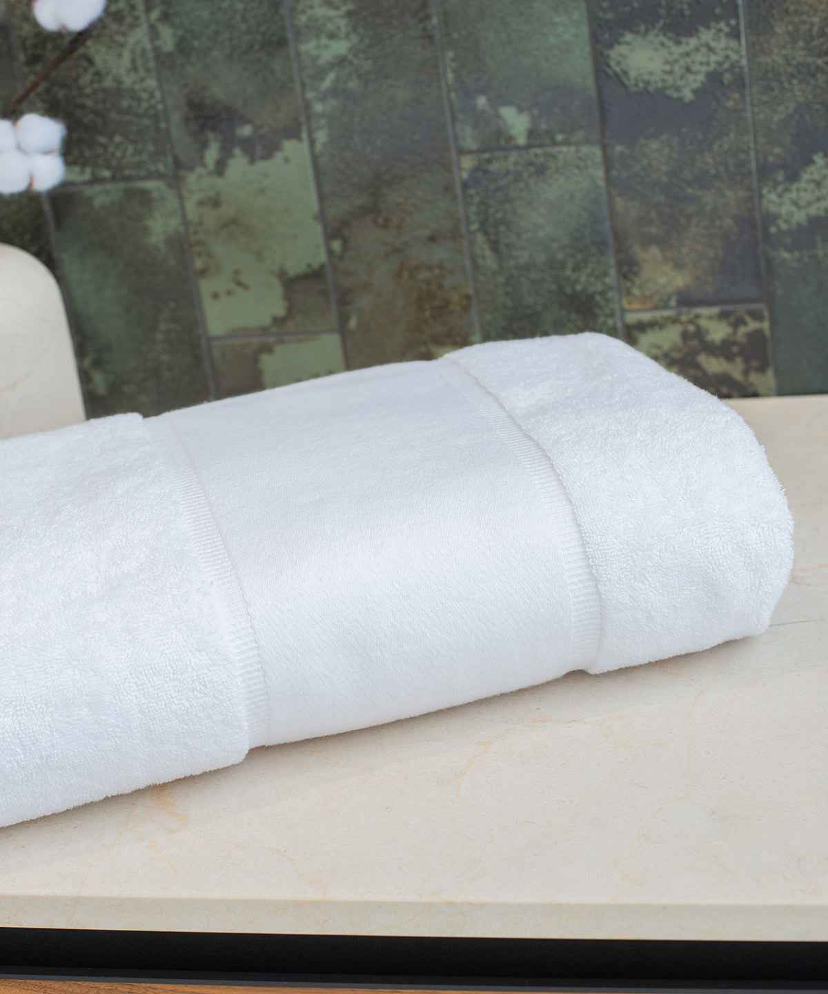 Organic bath sheet with printable border